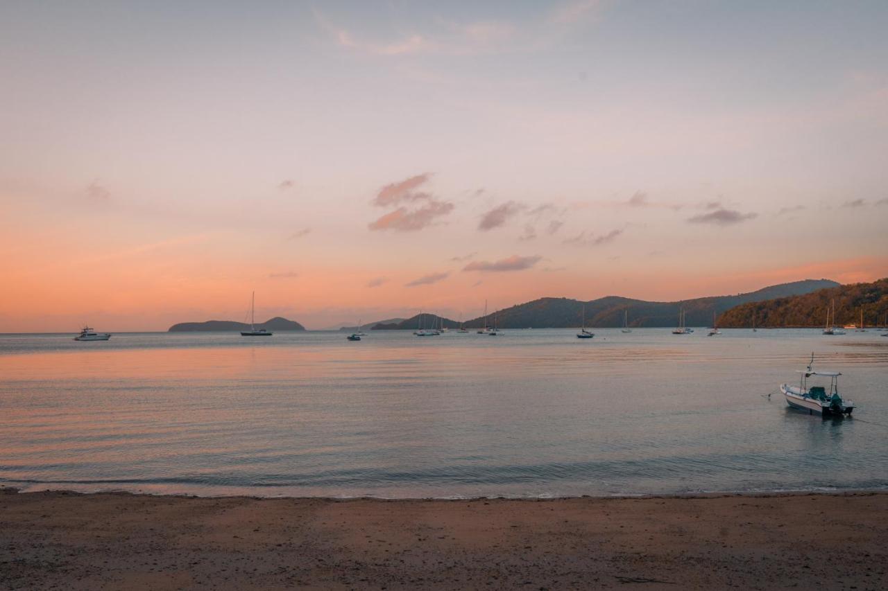 The Mooring Resort Cape Panwa Екстер'єр фото