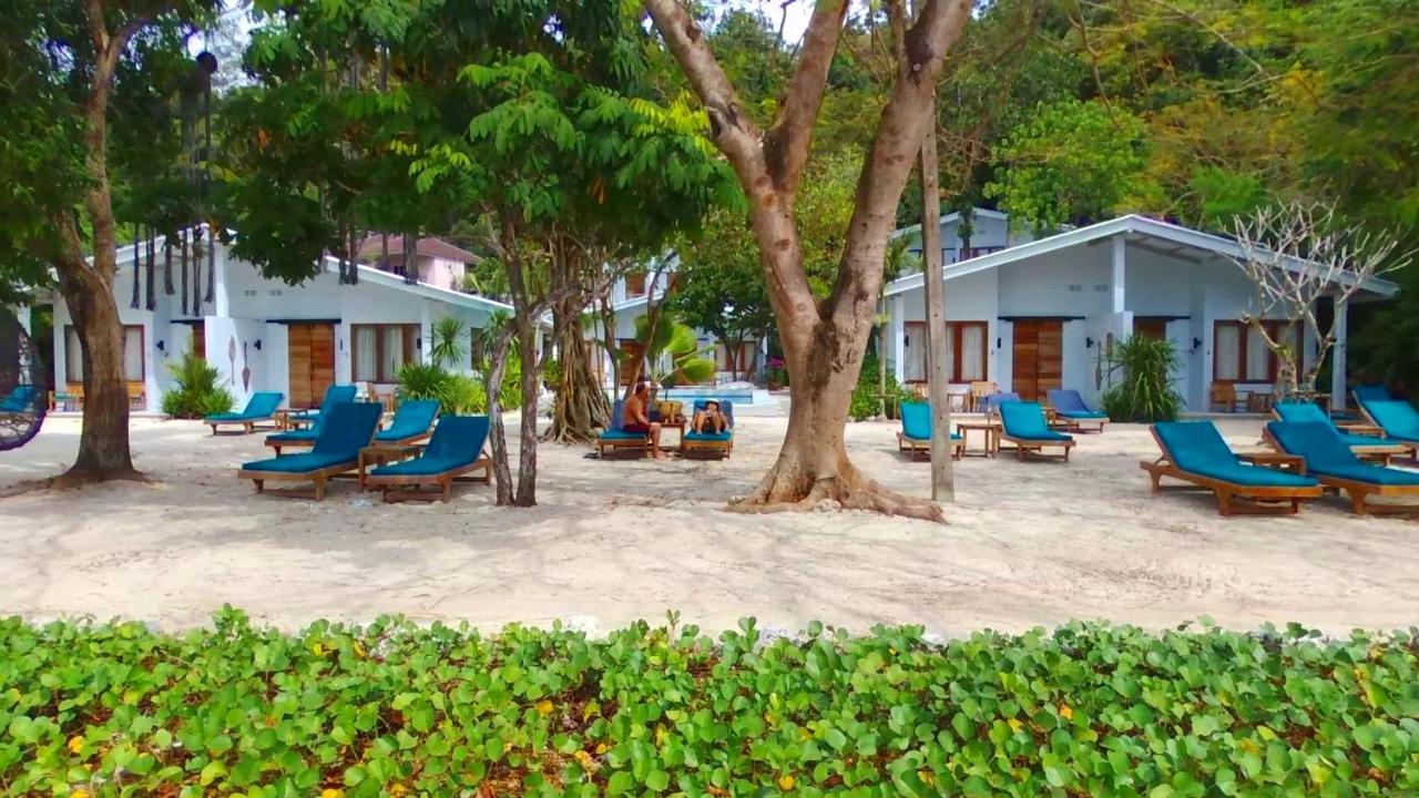 The Mooring Resort Cape Panwa Екстер'єр фото